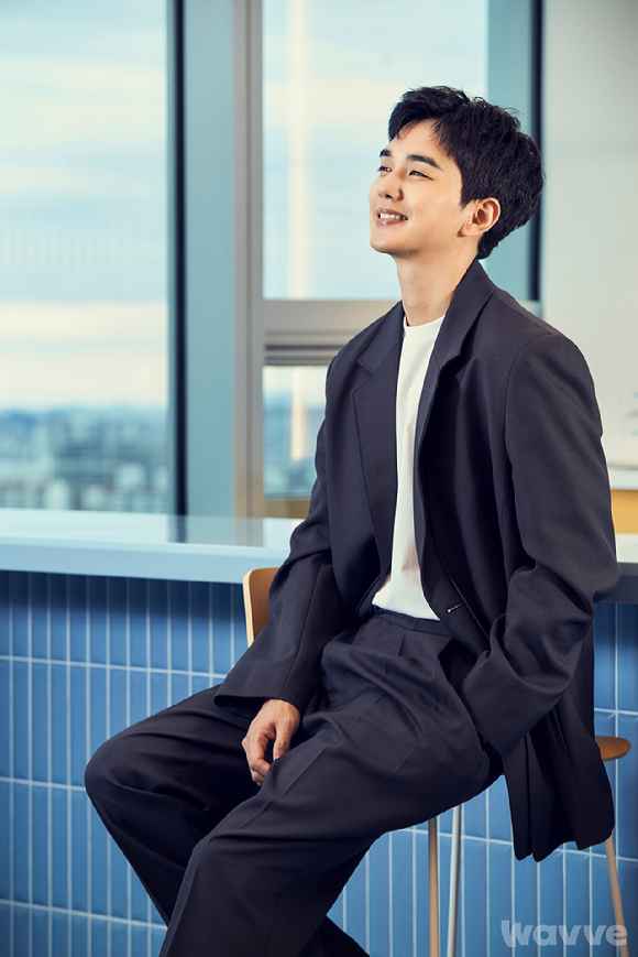 배우 유승호가 &#39;거래&#39; 인터뷰를 진행했다. [사진=웨이브]