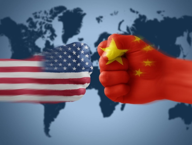 미국 vs. 중국, 관세 전쟁 격화! 트럼프 정책이 글로벌 시장에 미치는 영향