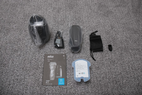 브라운면도기-7855s-구성품