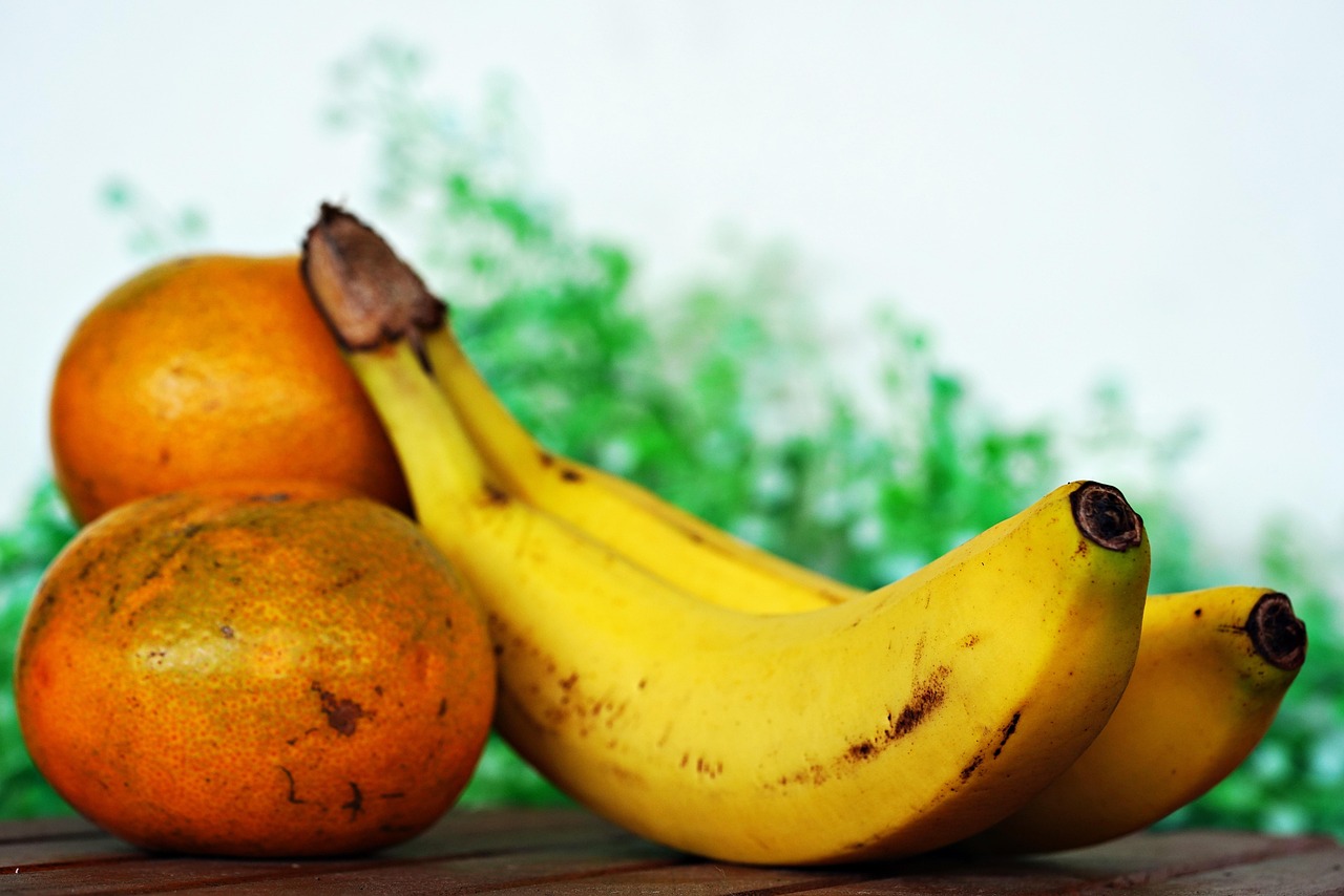 귤과 바나나 사진
