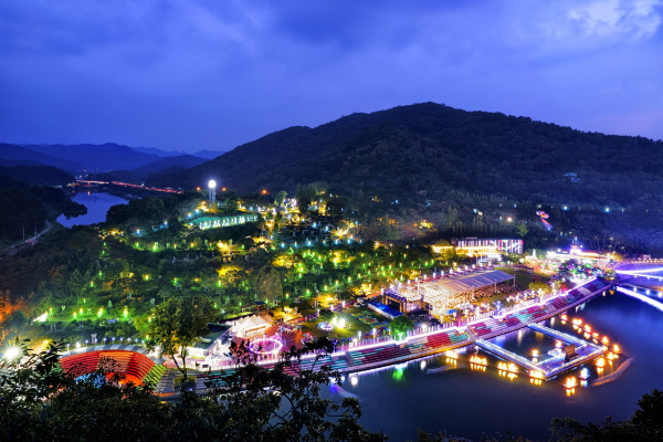 2025 대전 효문화뿌리축제, 세대가 어우러지는 효! 월드 대표 문화축제 (중구 뿌리공원)