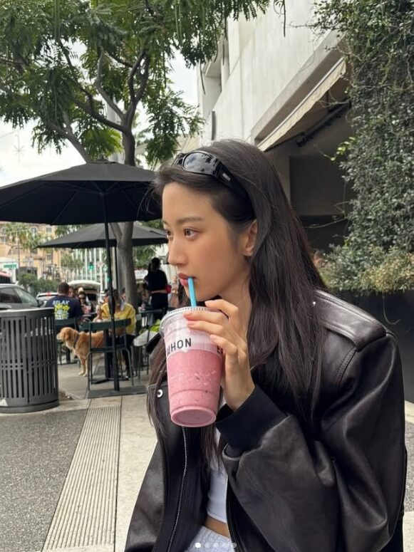 문가영 나이&amp;#44; 프로필&amp;#44;책&amp;#44; 출연 드라마 영화(+그놈은 흑염룡)🌟 