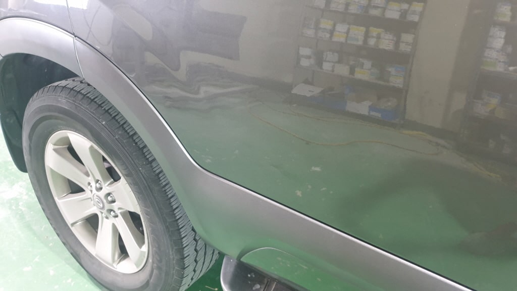 자동차 문짝 기스 차 문짝 긁힘 - 자동차 문짝 기스