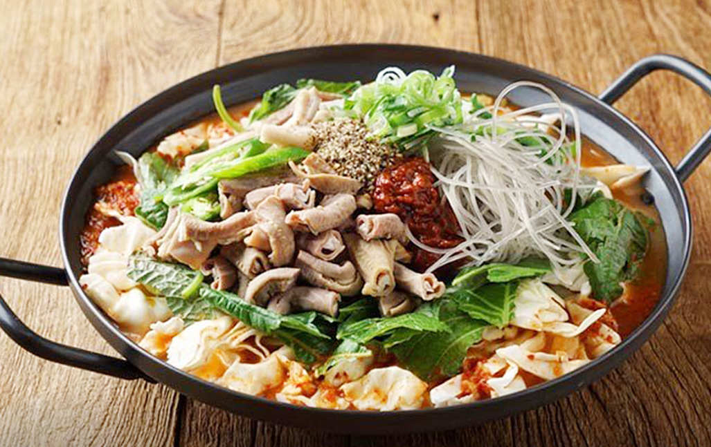 성남 무쇠솥 소곱창전골