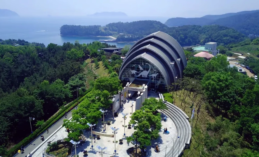 고성공룡박물관