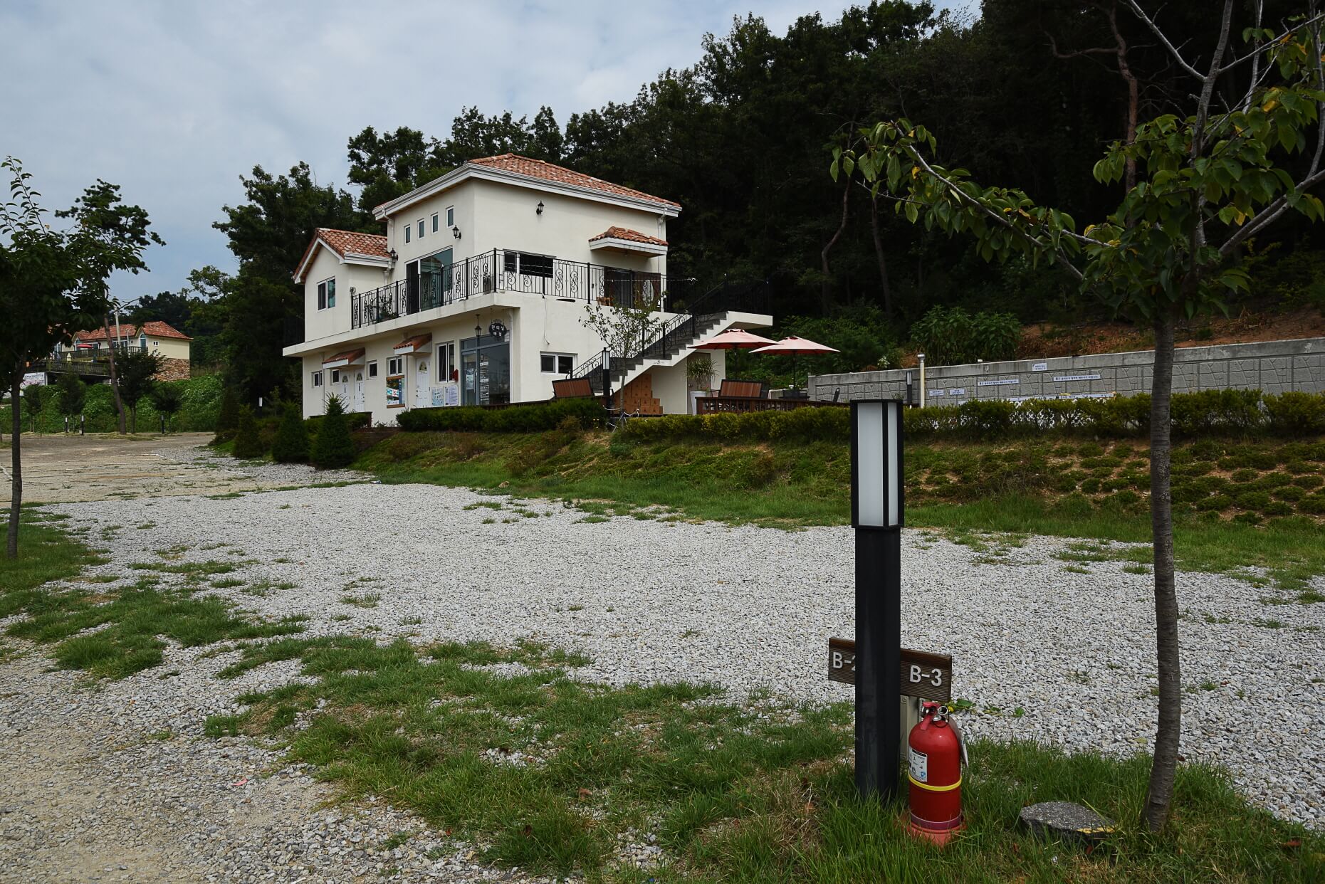 문라이트-캠핑장-사이트-사진입니다.