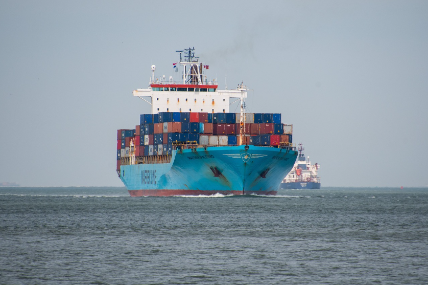 관세전쟁 미국v중국 고래등에 새우 등 터질까?