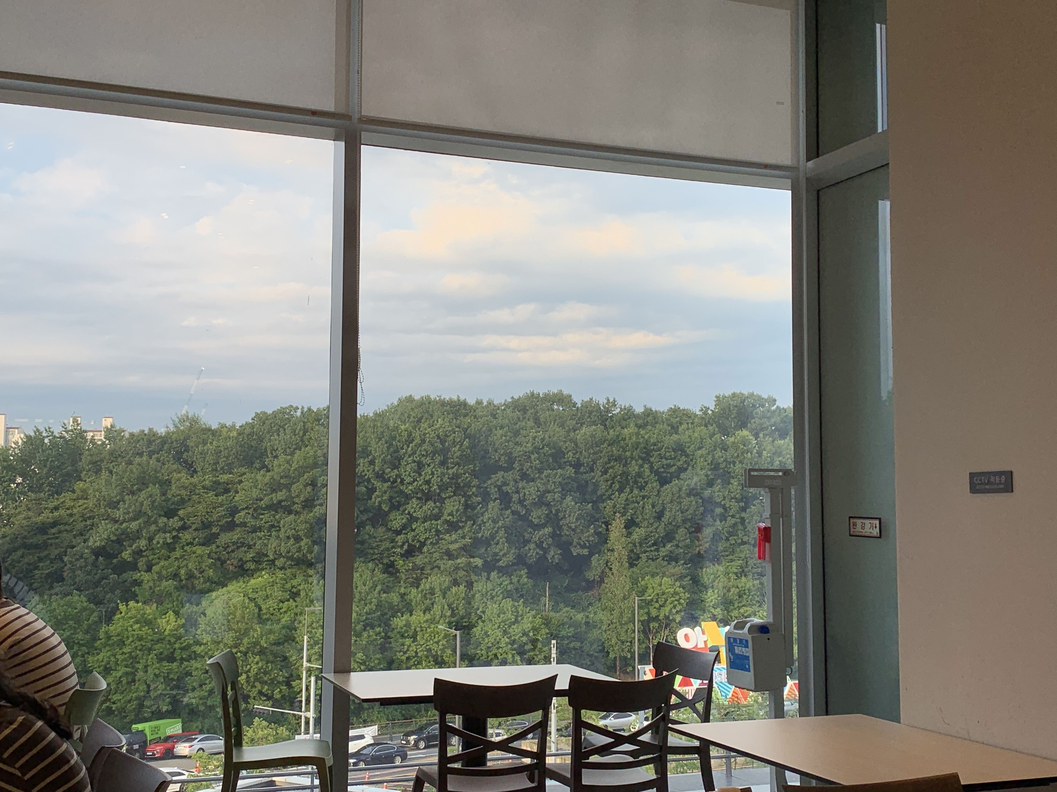 안성 아쿠아필드 식당 전망