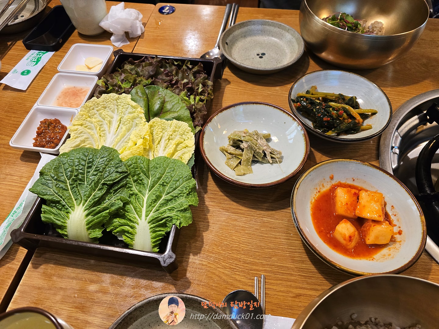 청국장과보리밥 반찬