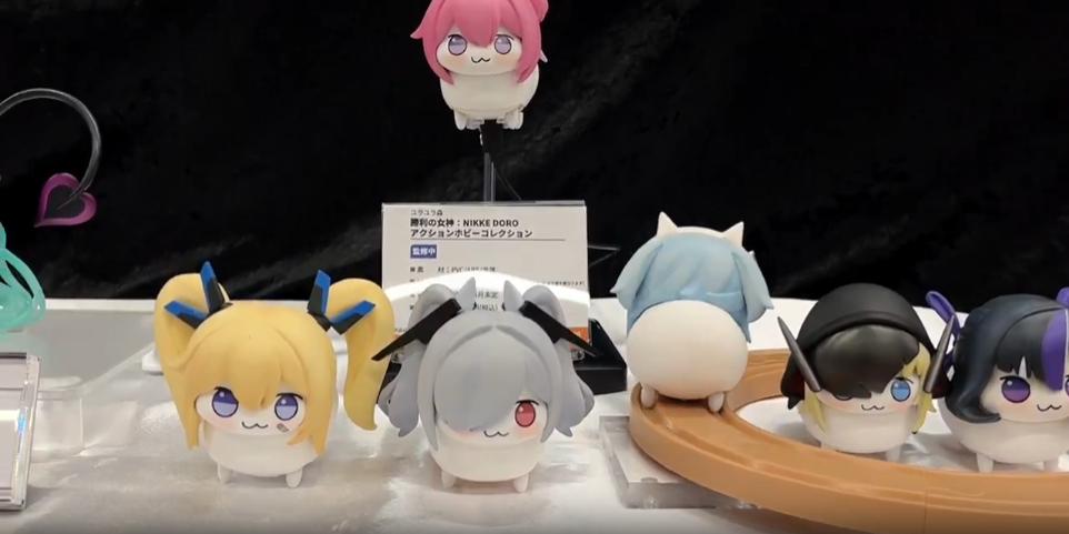 도로롱 군단 피규어