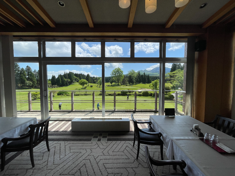 아츠마루 아소 아카미즈 골프장 클럽하우스