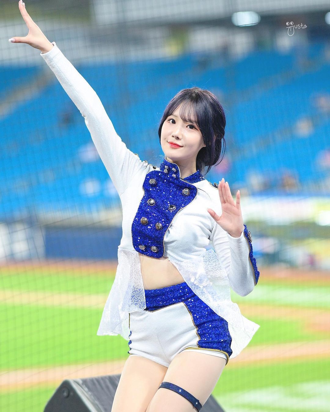 삼성 라이온즈 최홍라 치어리더 블루 유니폼