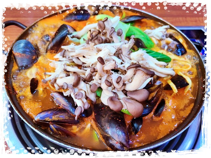 188회-놀라운토요일-놀토-연잎-장칼국수-맛집-양평-양수리전통시장-식당-마마무-문별-화사-위치-어디