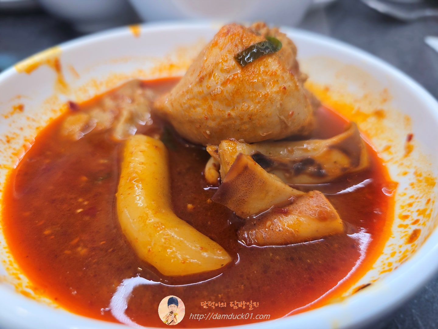 통오징어닭볶음탕(한마리)