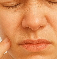 입술에 물집이 생기는 이유