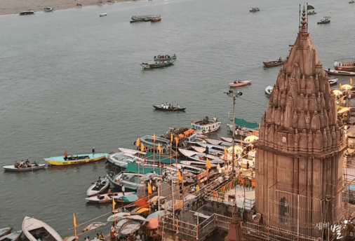 갠지스 강 가트(Ghat) 의식