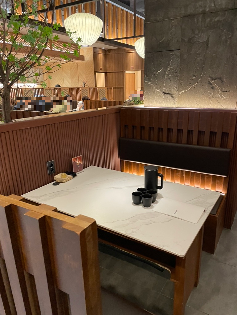 김씨바구로 실내 좌석