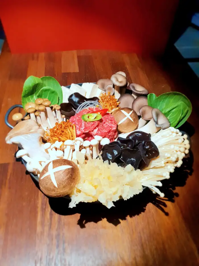 생방송 투데이 경남 남해 느타리버섯전골 느타리찜닭 느타리강정 맛집