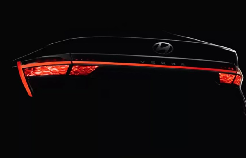 현대 베르나 BN7 신형