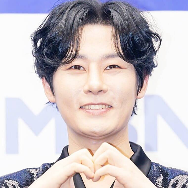 가수-강문경
