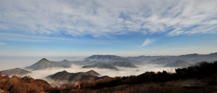 바람이 부는 저녁 캠핑장(2)