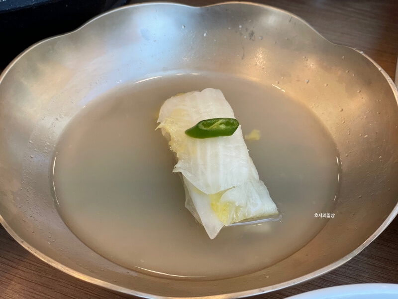 아산 맛집 쌍교 숯불갈비 평일 점심특선 - 물김치