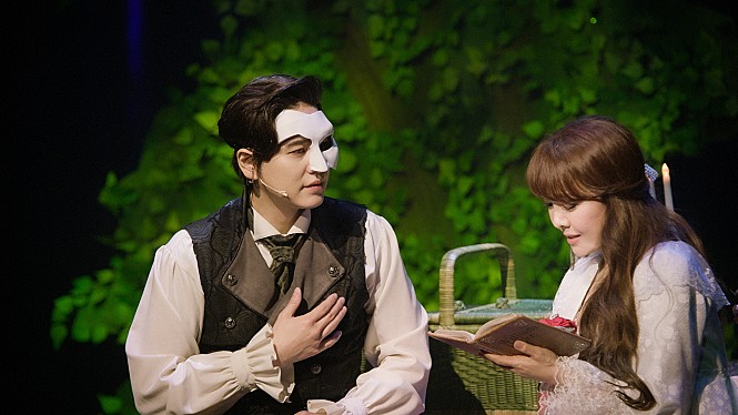 뮤지컬-팬텀-장면6