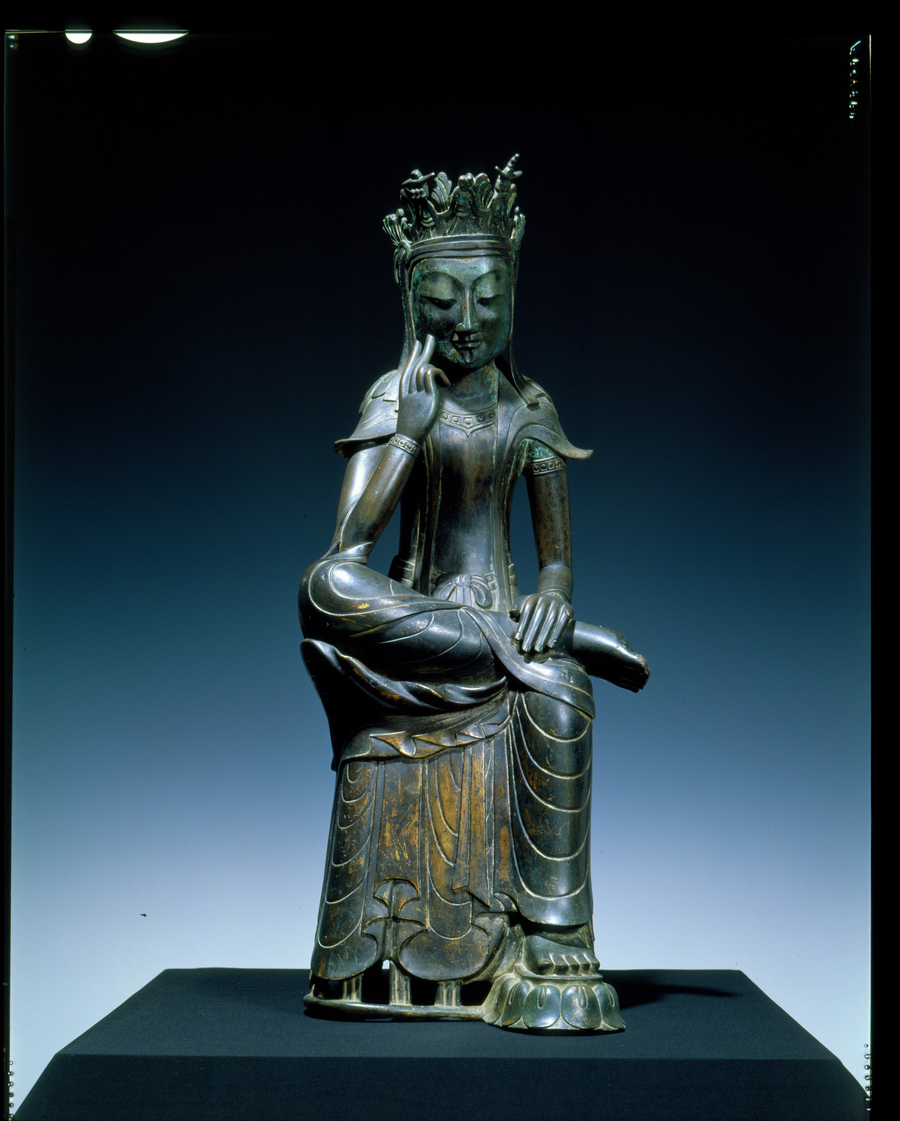 국보_금동미륵보살반가사유상78-0_문화재대관(국보)