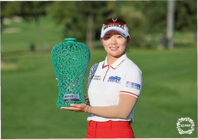 이다연 역전 우승 오로라월드 챔피언십 우승상 KLPGA 통산 10승 대기록 및 2026 시즌 우승자 명단 총정리