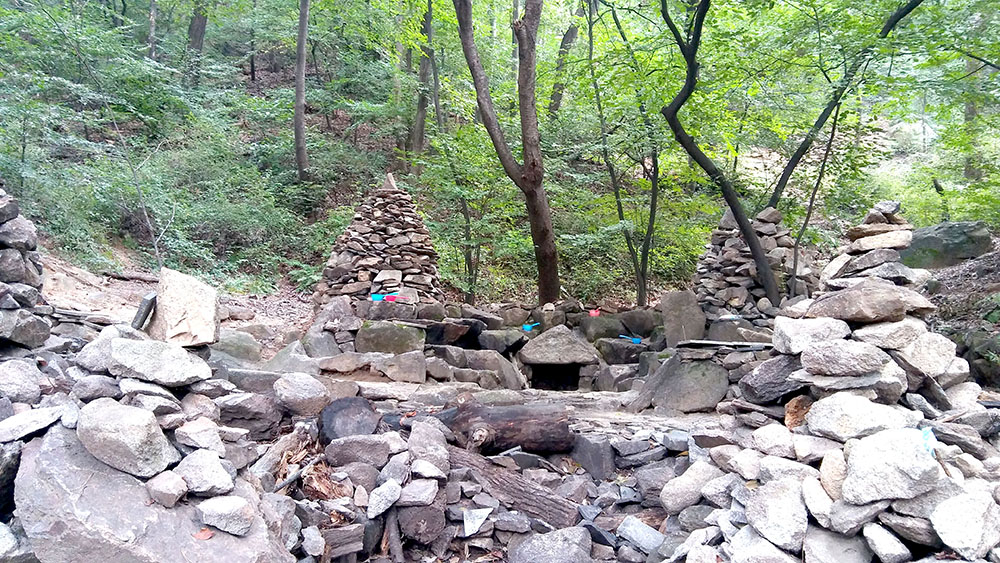 관악산·삼성산 '돌탑 궁예질'