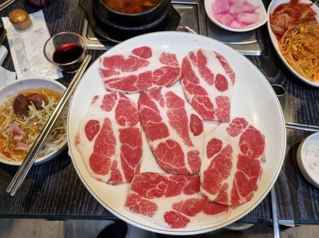 마포 망원동 흑돼지집 '성미골' 본점