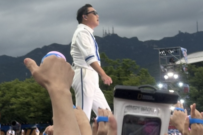 싸이 흠뻑쇼 2025