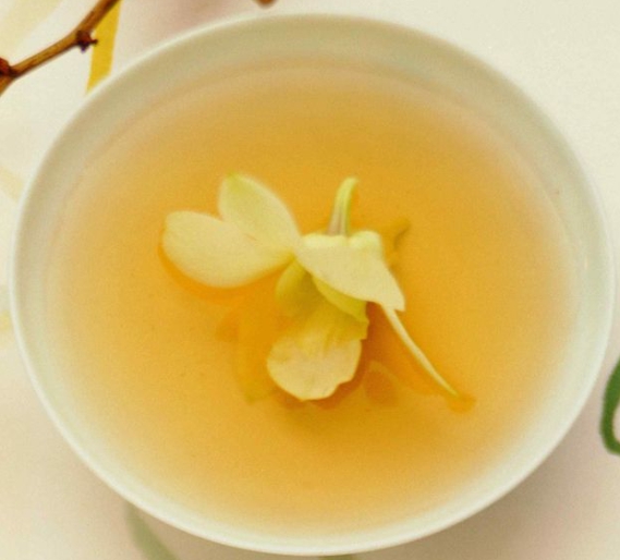 한국의 떡 종류 김치떡-생강차