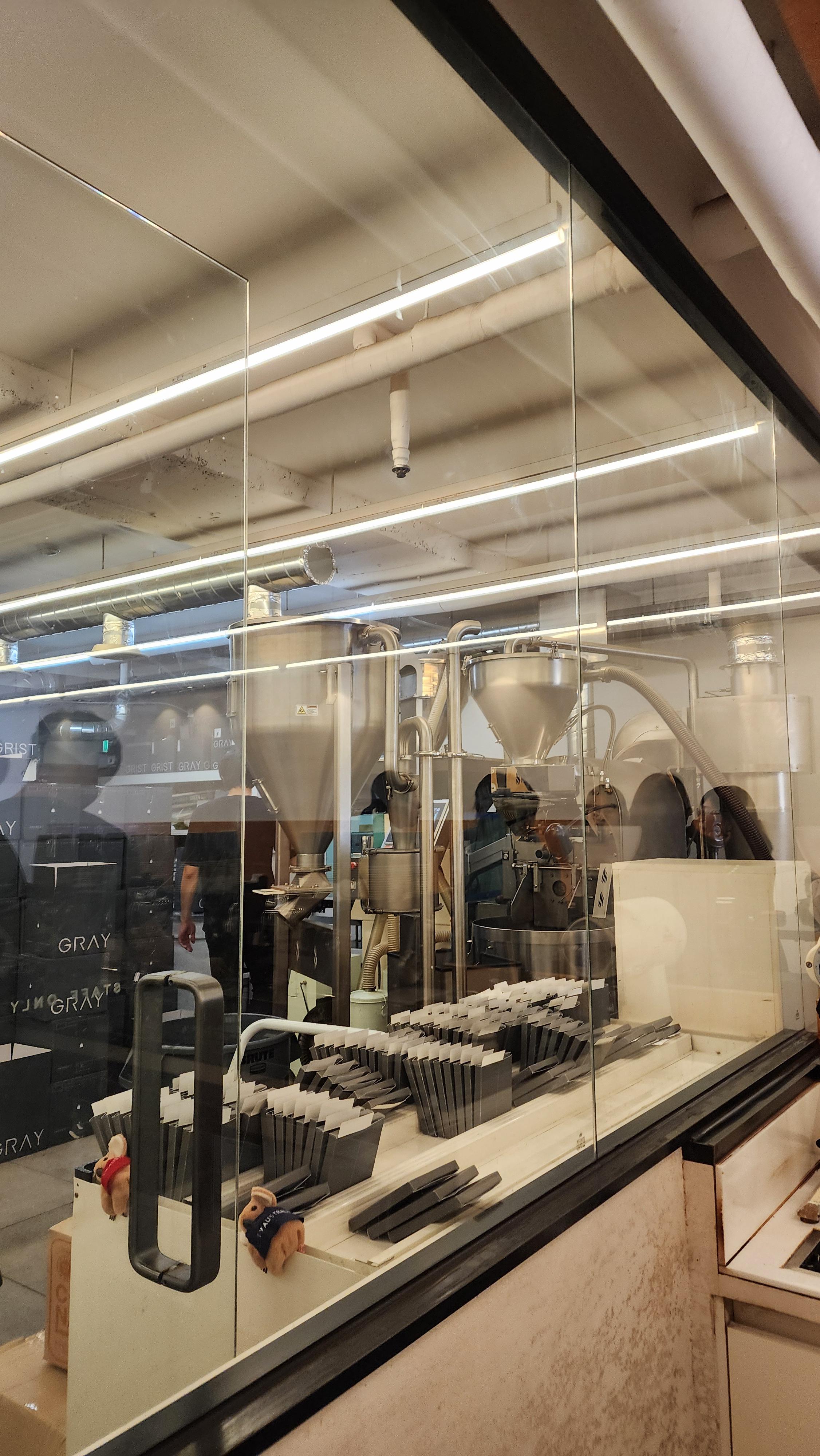 신사역 카페 그레이그리스트밀 로스팅룸