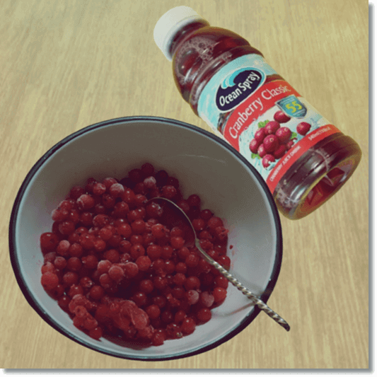 냉동크랜베리와 크랜베리 주스