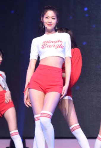 설현2