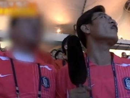 조형기 모자이크 방송 화면을 캡처한 이미지입니다.