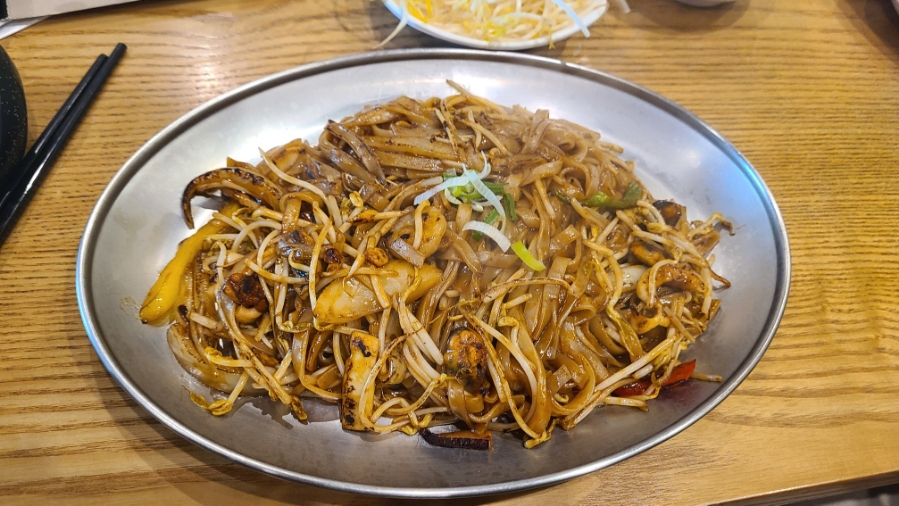 월남선생 선유도 해물팟타이