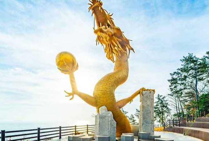 용바위 해수욕장