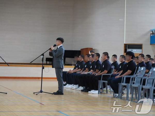 배재고 사과 방문: '지역 조롱 구호' 배재고 야구부, 광주일고 직접 찾아 진심 어린 공식 사과 및 국립 5&middot;18 민주묘지 참배 전말