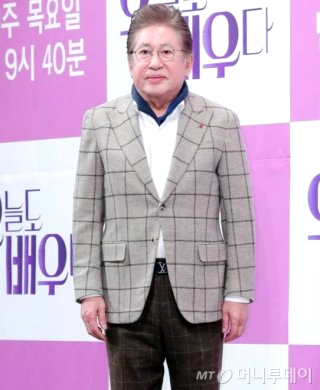 김용건 나이 아내 늦둥이 아들 하정우 며느리 황보라