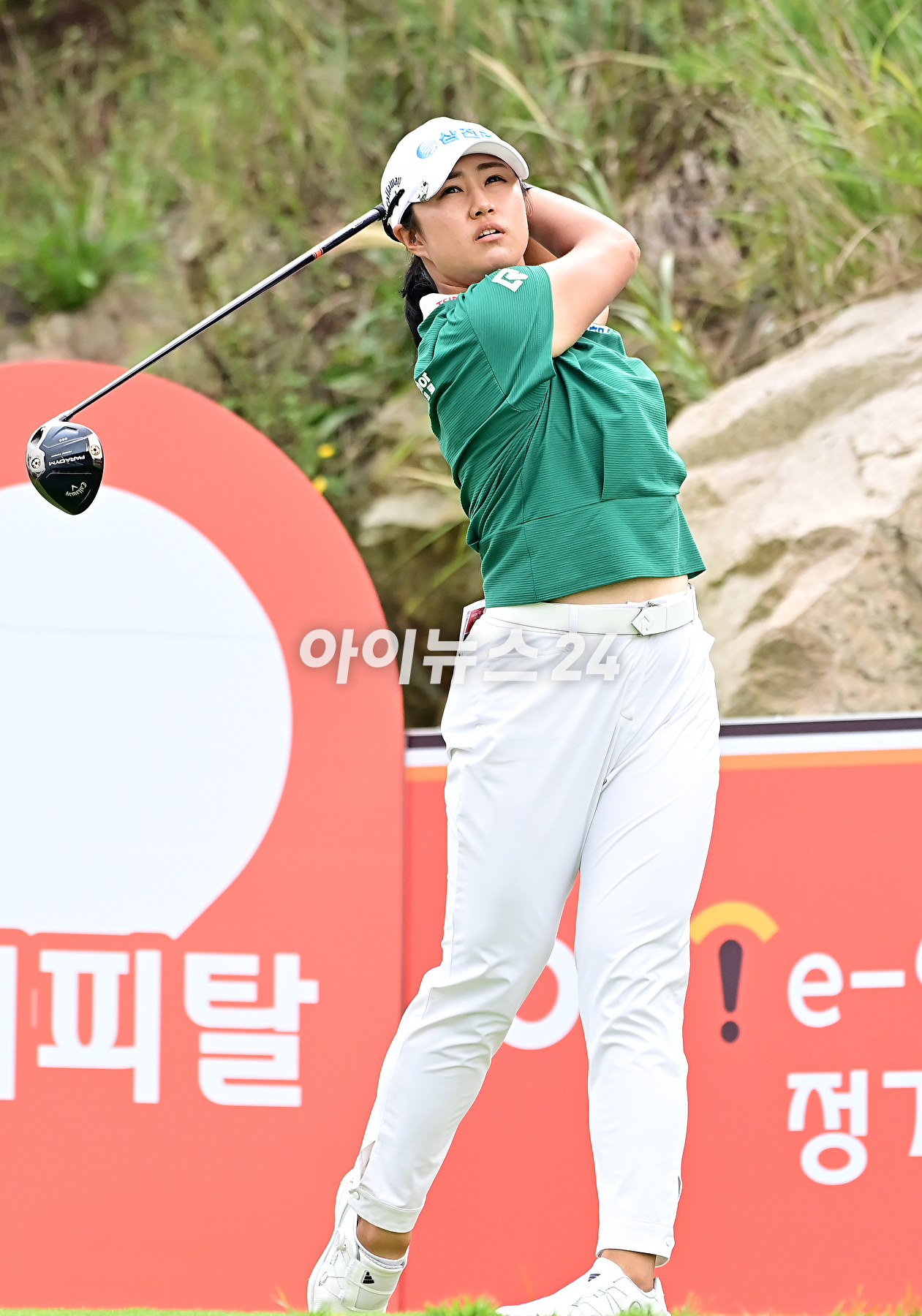 17일 인천광역시 중구 클럽72(파72ㅣ6,713야드)에서 열린 'OK금융그룹 읏맨 오픈'(총상금 8억 원, 우승상금 1억 4,400만 원) 최종 라운드에서 마다솜이 티샷을 하고 있다. [사진=곽영래 기자]