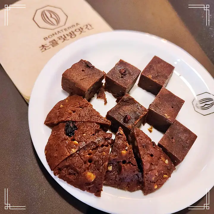 생생정보 카카오 다크 초컬릿 디저트 카페 맛집