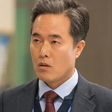 정승길포스터 - 최태관역 남&amp;#44; 50세&amp;#44; 한국금융관리공사 기획조정국 국장