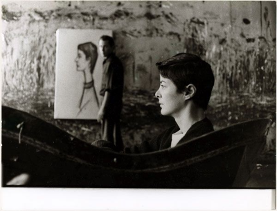 아나벨을 그리고 있는 베르나르