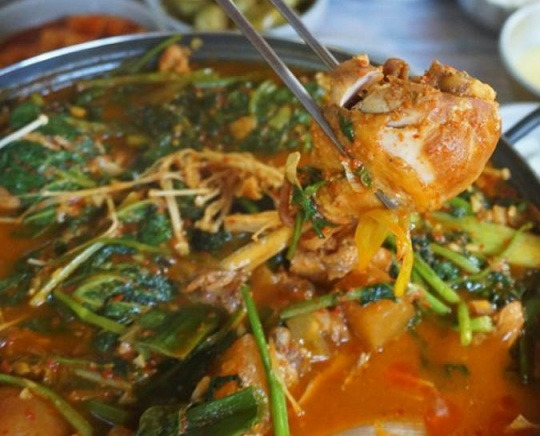 가평 닭복음탕 숲속 맛집, 동기간