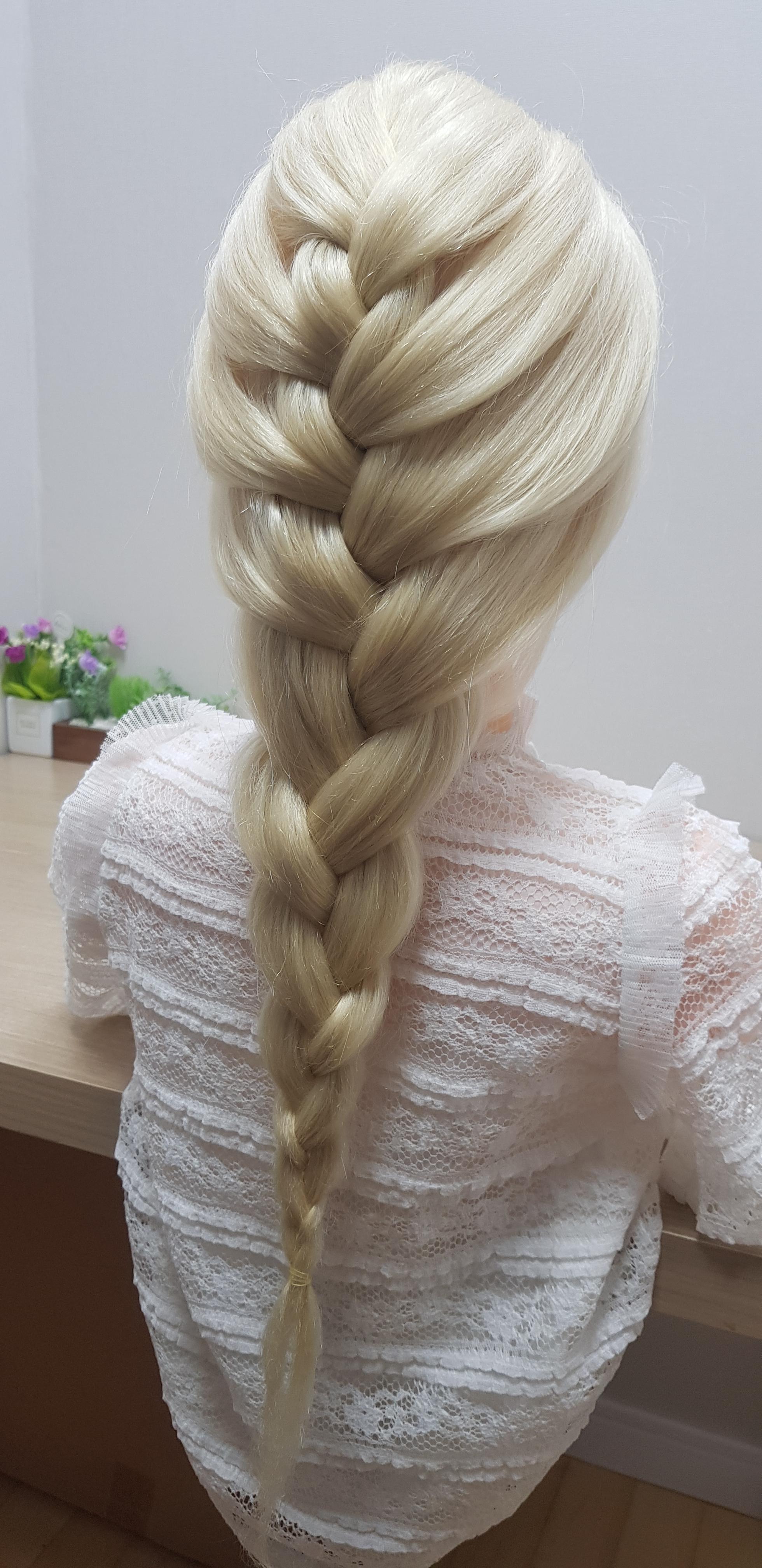 겨울왕국 엘사 헤어스타일