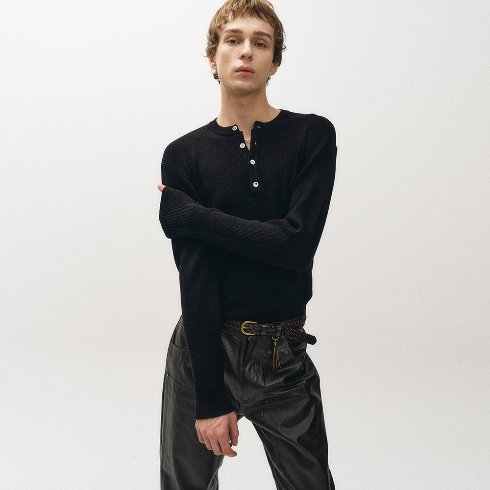 겨울철 이너웨어 : 노이어 헨리넥 니트