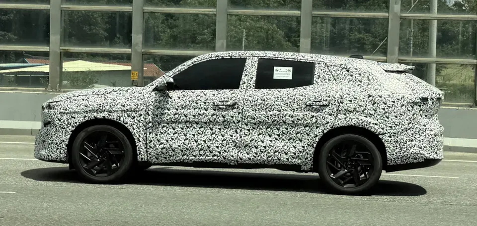 르노 오로라2 SM6 후속 출시일 가격 정보 업데이트_1