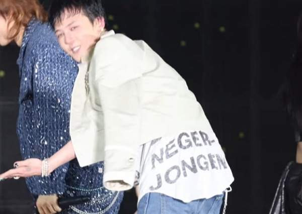 지드래곤 흑인비하 의상 마카오 공연 논란 분석: 글로벌 스타의 문화적 감수성 결여와 소속사의 대응 과제